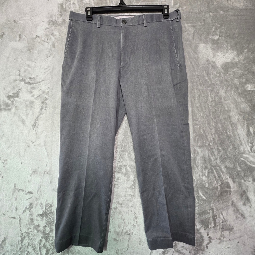 Haggar Mens 36x30 Classic Fit Iron Free Premium Khaki Grey Flat Front Pants